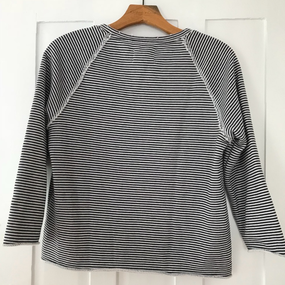 Striped pullover - Picture 2 of 3